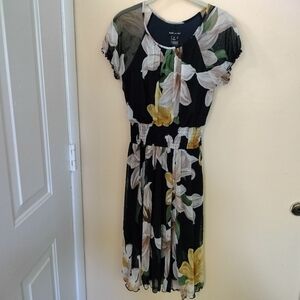 Kate & Lily Sheer Lined Navy White Yellow Floral Dress 6 Travel Wedding Stretch